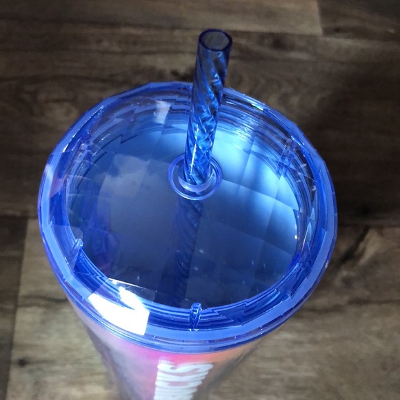 Starbucks Venti Holographic Unicorn Dome Summer 2023 Tumbler 24 oz with straw - Picture 2 of 3